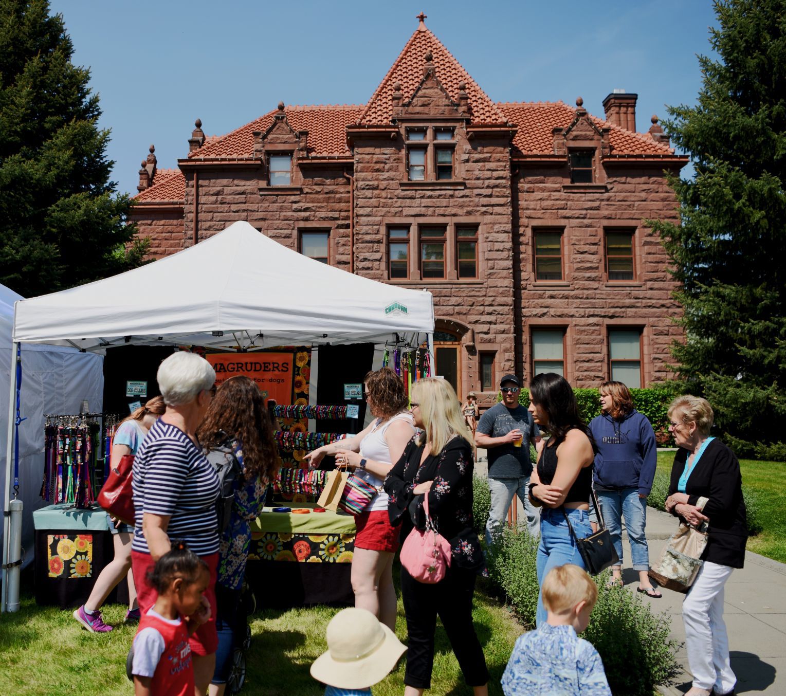 SpringFest at Moss Mansion